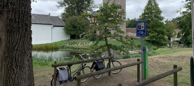 fietsvakantie op een kasteel in limburg