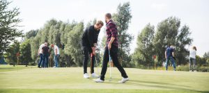 Golfen bij het Veluwemeer in Flevoland