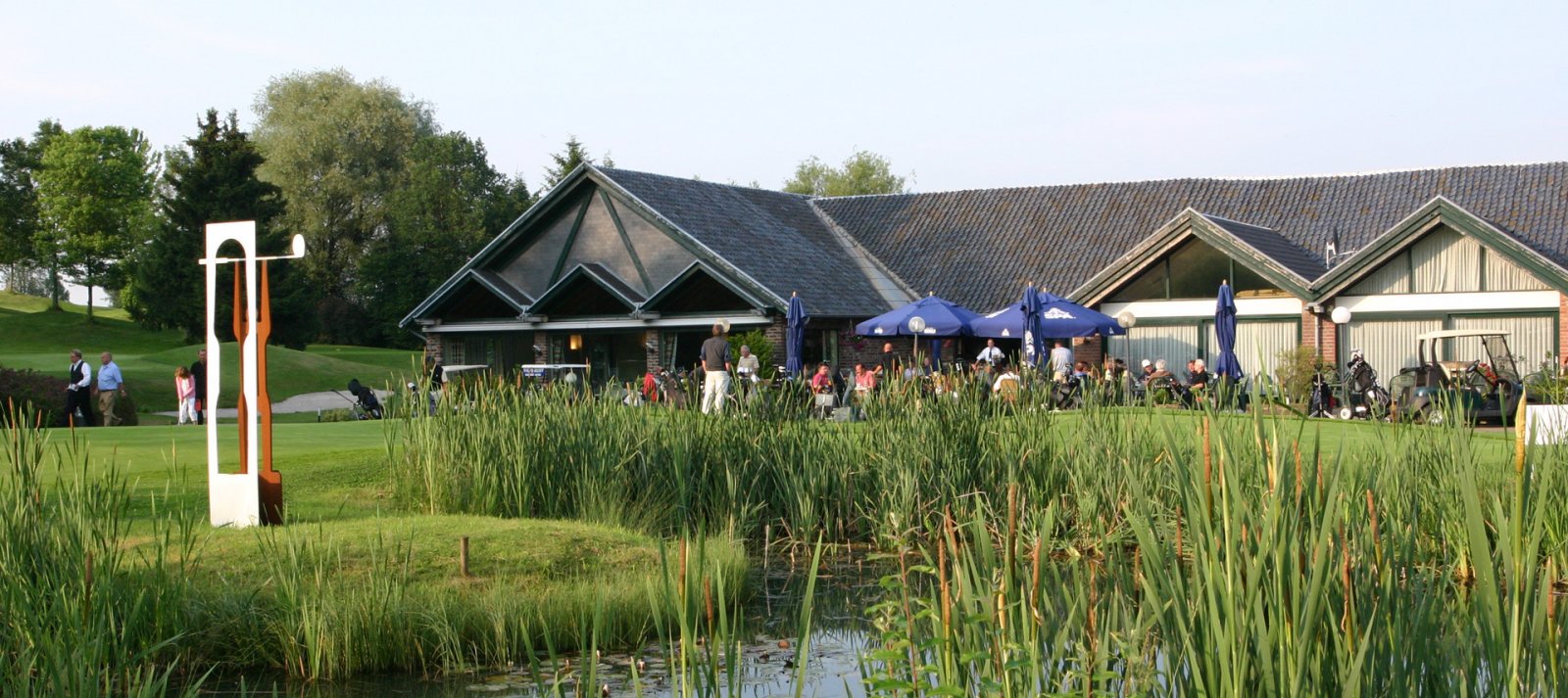 Golfen met Luxe: Verblijf Direct aan de Green